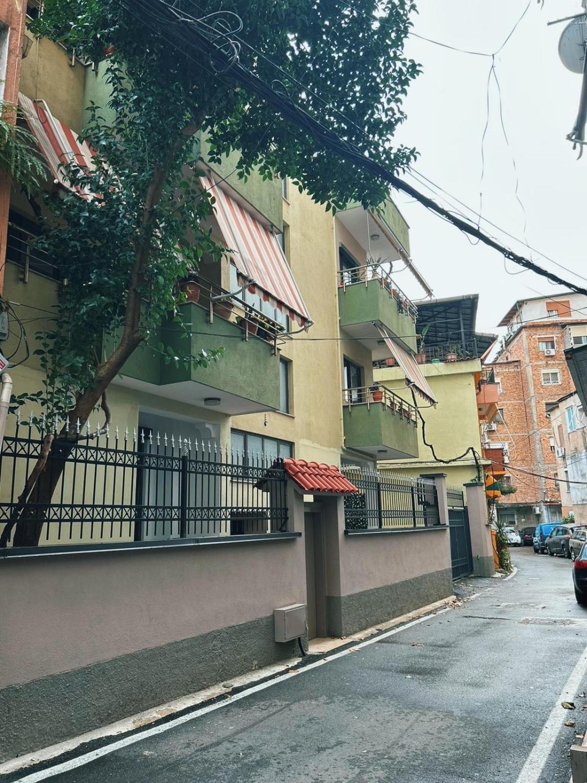 Clinton Tirana Inn Extérieur photo